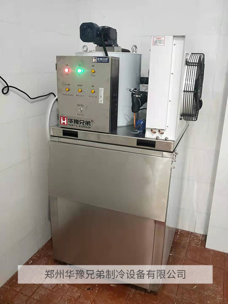 1-21062Z92151Y2.jpg